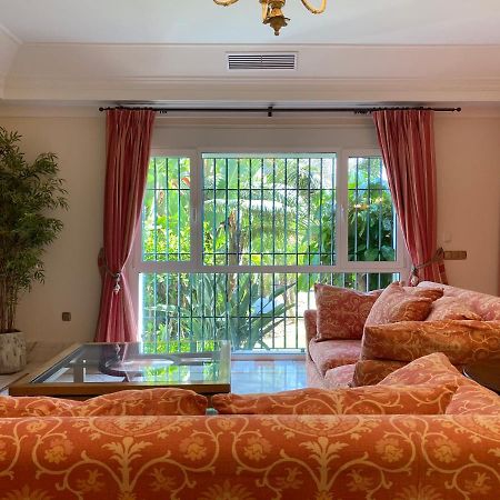 Apartamentos Villa Torreblanca Фуeнхирола Екстериор снимка