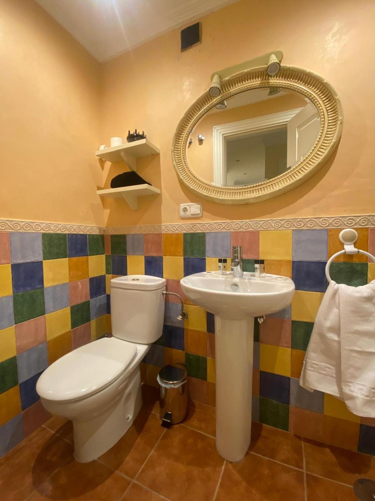 Apartamentos Villa Torreblanca Фуeнхирола Екстериор снимка